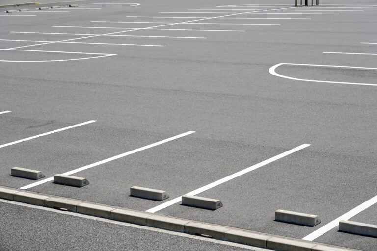 Asphalt parking lot striping